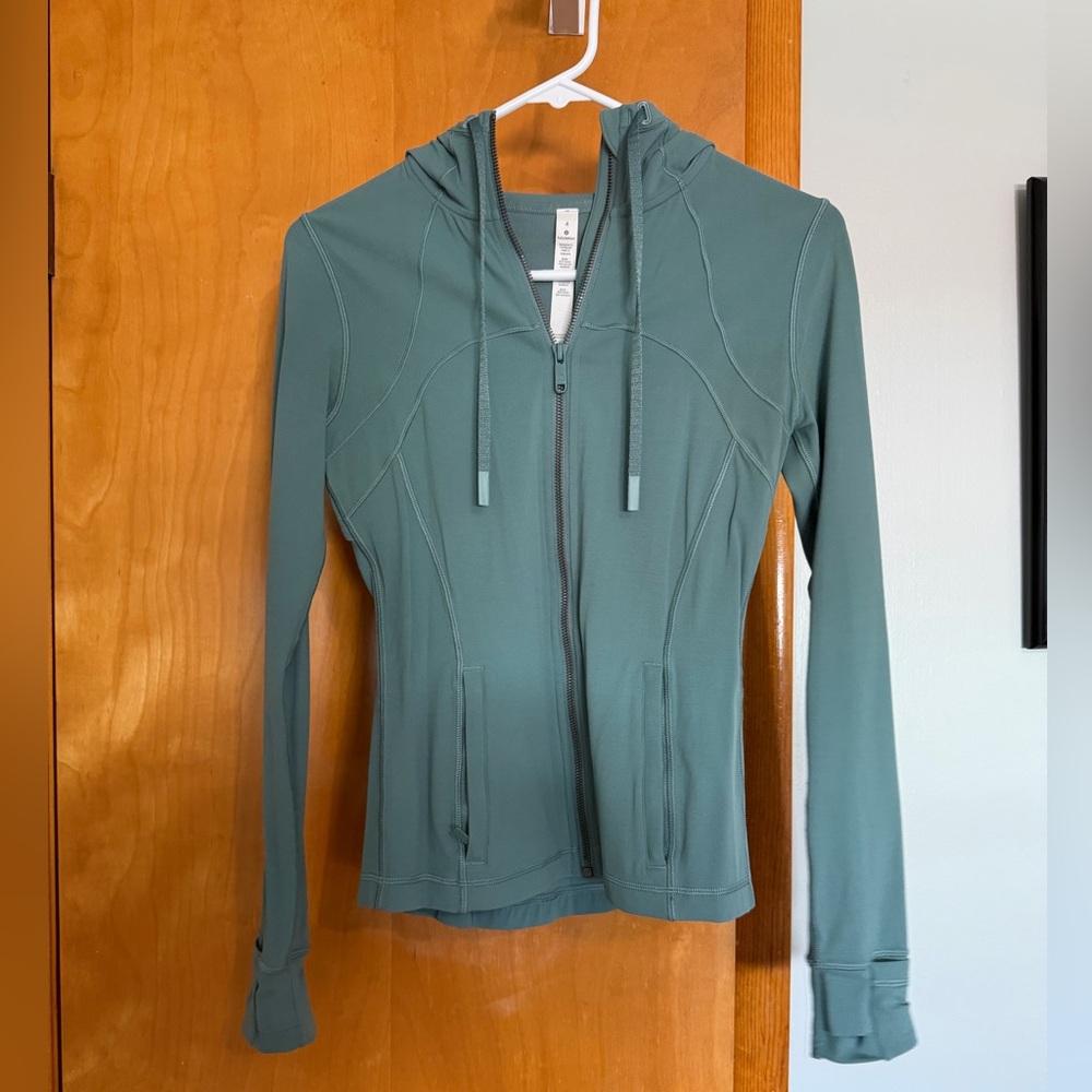 LULULEMON define zip up